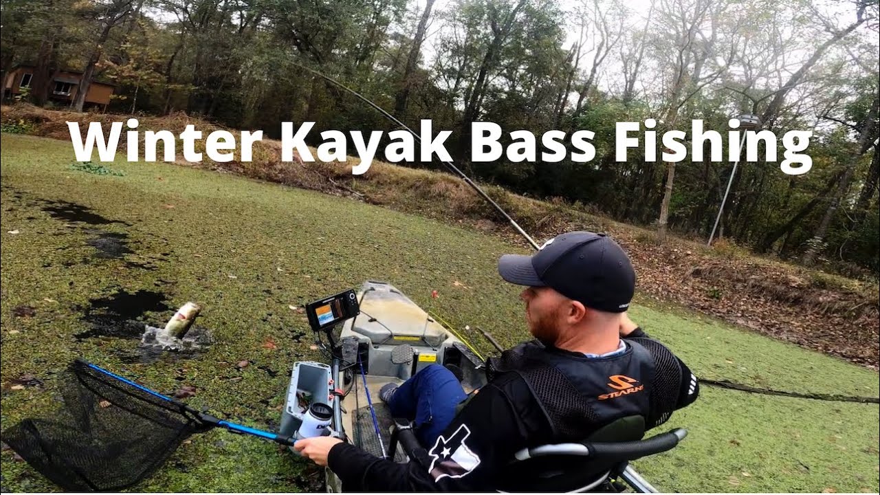 Winter Kayak Bass Fishing Lake Conroe (BIG FISH IN THE DARK!!)